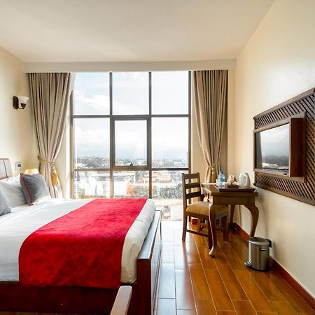 Kibo Palace Hotel Moshi Cameră foto